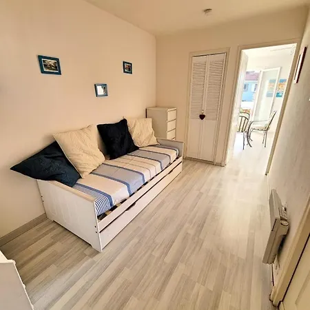 Apartment Studio With Balcony Close To The Sea Saint-Cyr-sur-Mer
