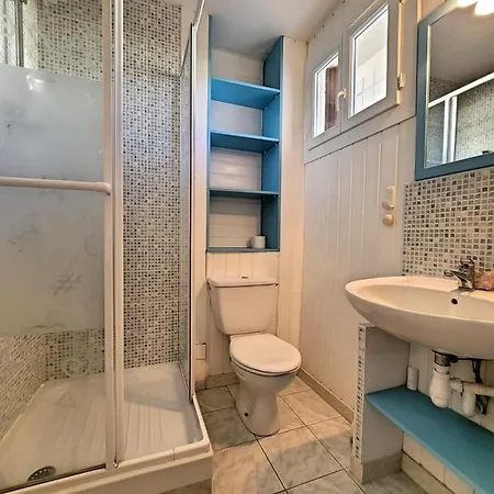 Apartment Studio With Balcony Close To The Sea